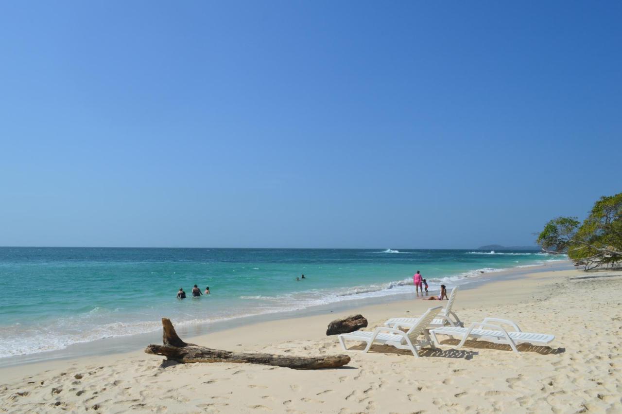 Sonny Island Resort Cabanas Frente Al Mar Punta Bajo Rico Buitenkant foto